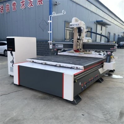 2137 CNC ruuter